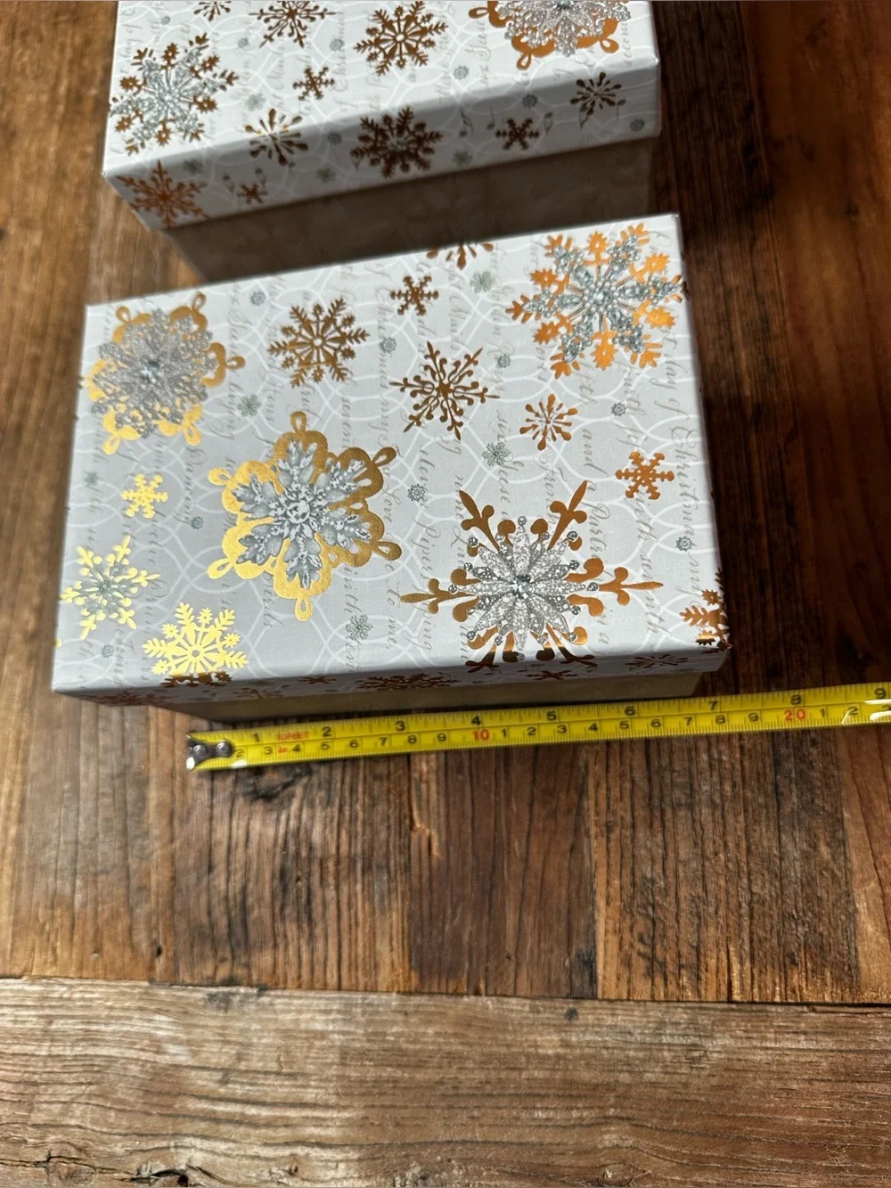 Festive Gold & Silver Snowflake Gift Boxes - Home Party Supplies